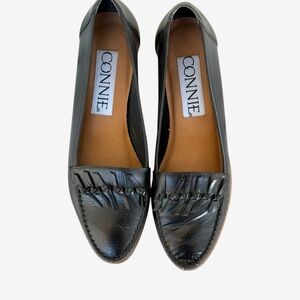 Connie Women's Black Leather Loafers Narrow size 8EE